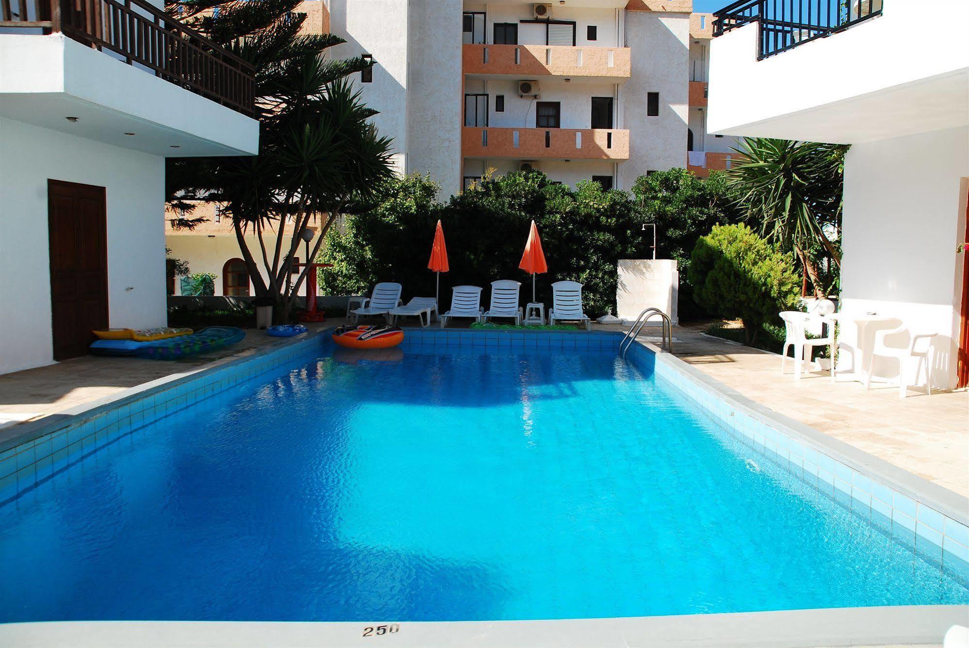 Sirocco Apartments Hersonissos  Exteriér fotografie